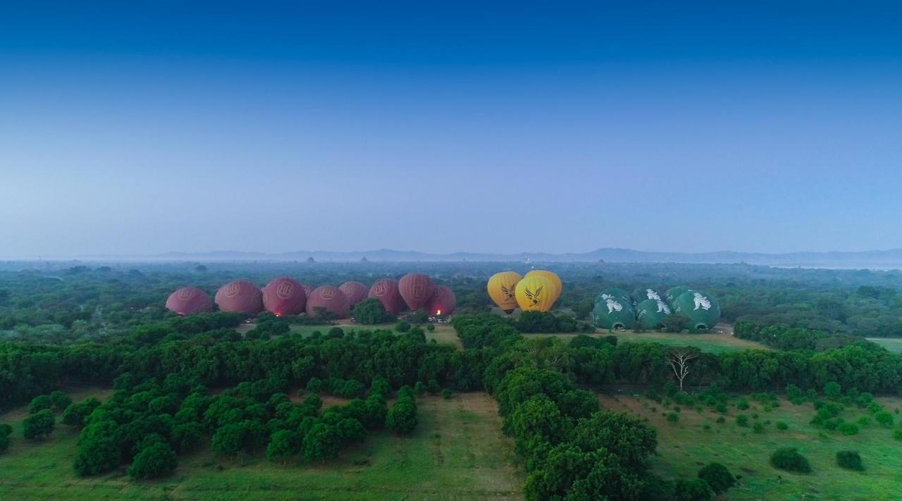 Sky View Hotel Bagan Extérieur photo