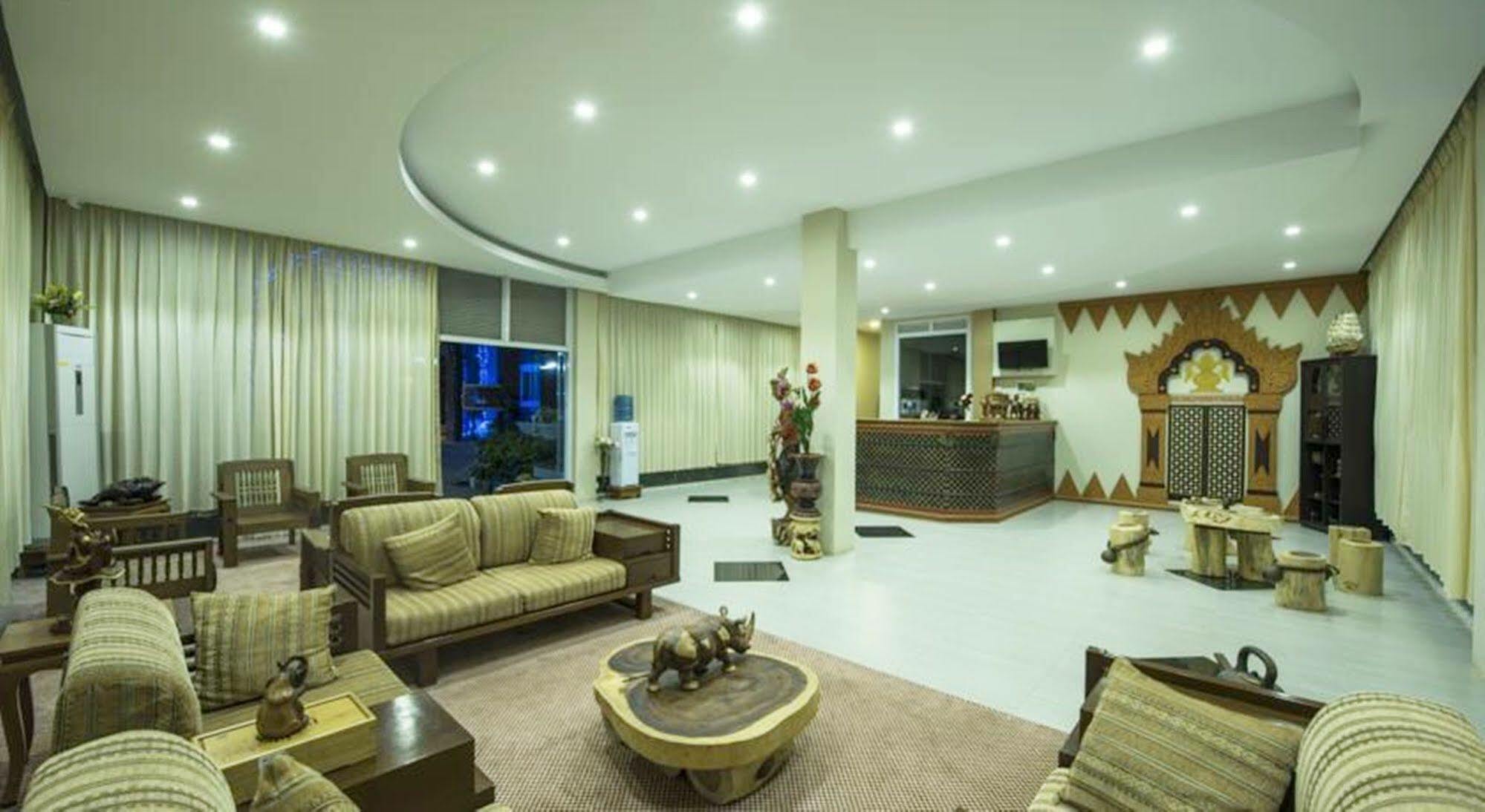 Sky View Hotel Bagan Extérieur photo